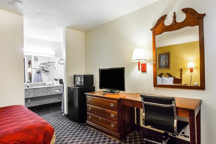 Room 20 of 22