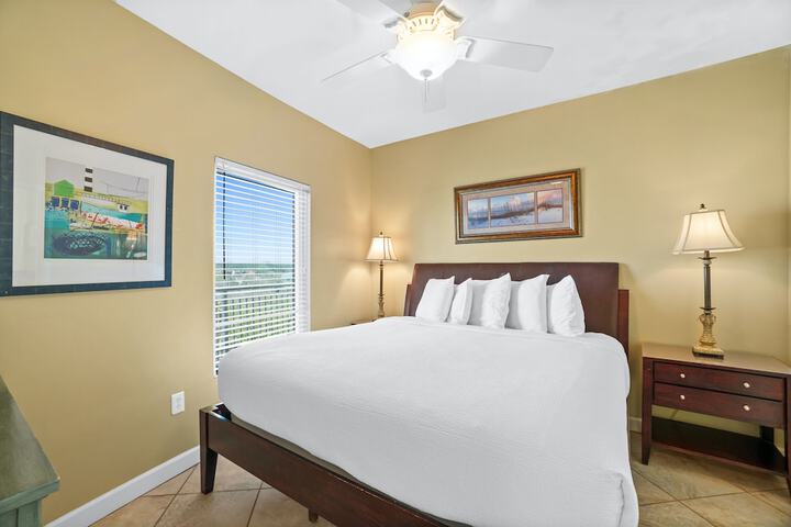 Room 787 of 954