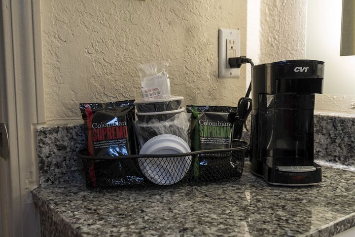 Breakfast/Coffee Service 31 of 31