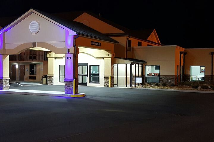 Baymont by Wyndham Clarksville