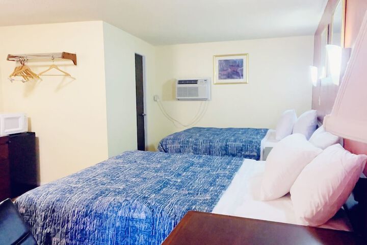 Room 2 of 19