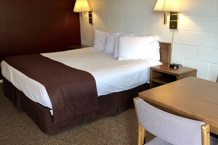 Room 15 of 20