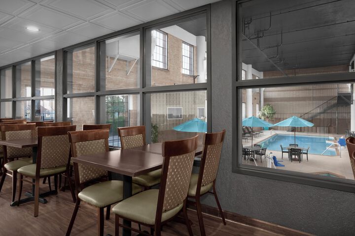 The Suites Hotel at Waterfront Plaza