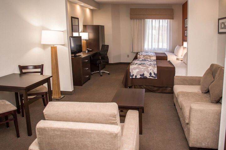 Room 20 of 29