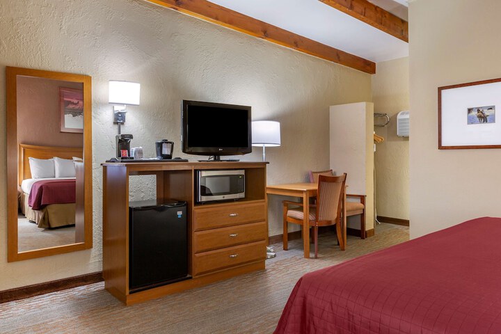 Room 17 of 29