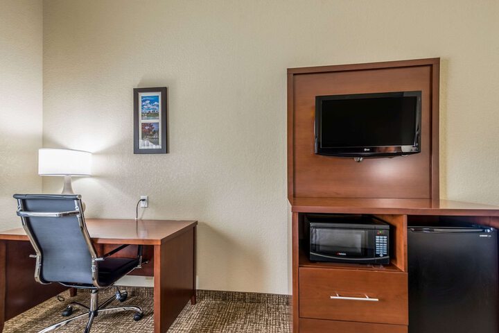 Room 17 of 50