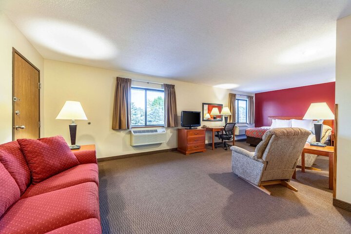 Room 18 of 30