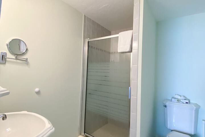 Room 129 of 468