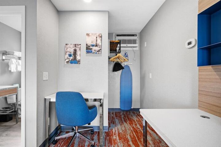 Room 35 of 45