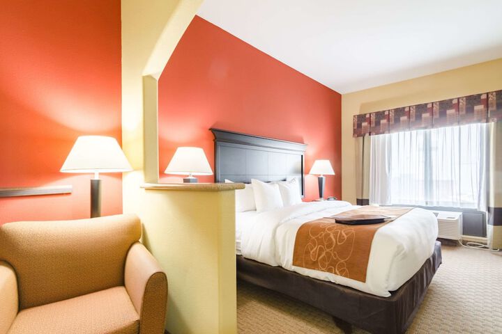 Room 40 of 84