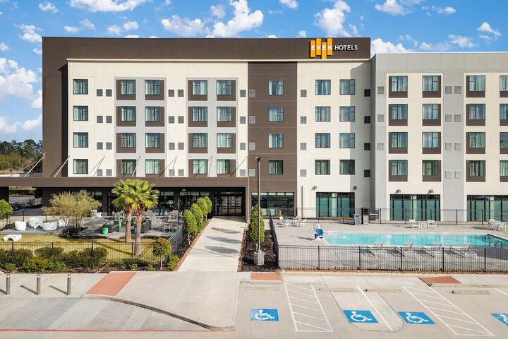 EVEN Hotel Shenandoah - The Woodlands by IHG