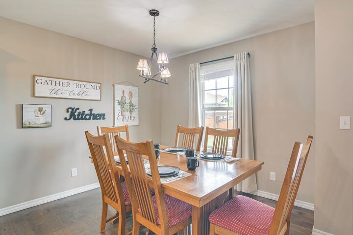 Pool Access Grill & Gazebo: Ozark Getaway!