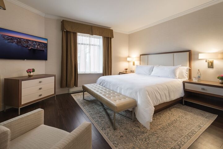 Room 12 of 50