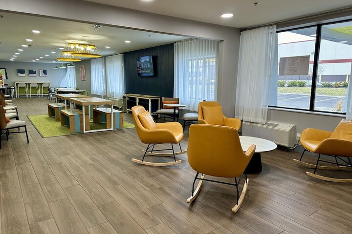 Hotel Interior 12 of 58