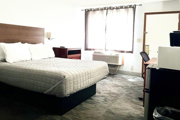 Room 17 of 52
