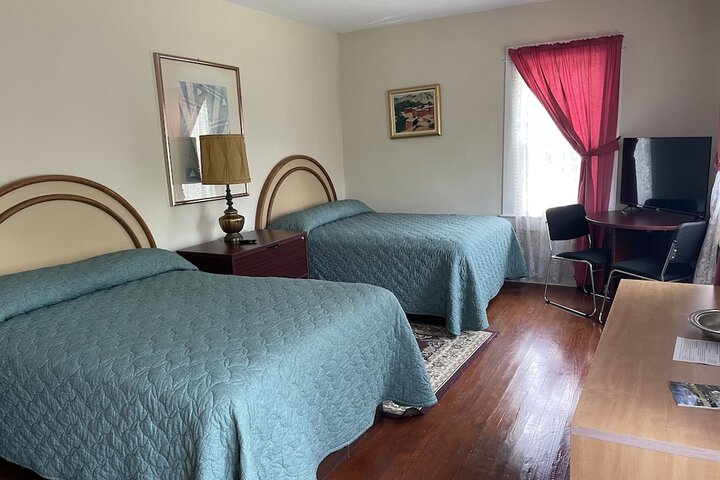 Room 30 of 82