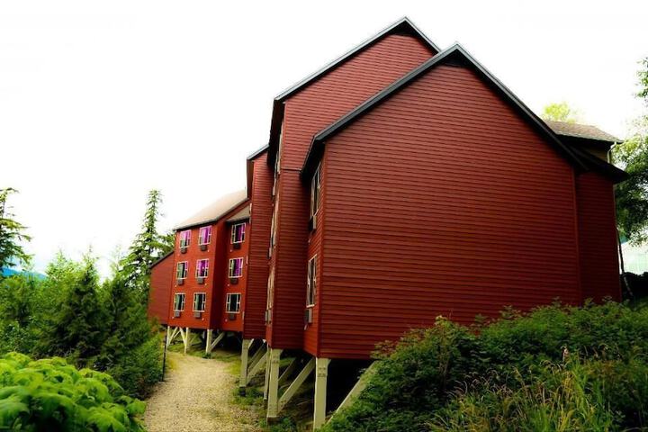 Cape Fox Lodge