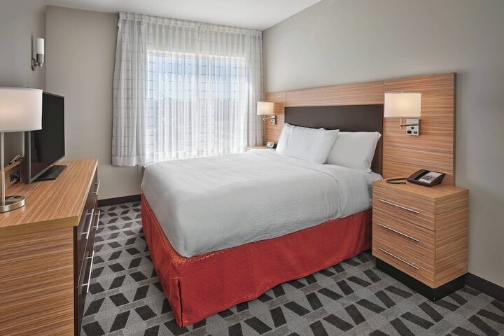 Room 18 of 30
