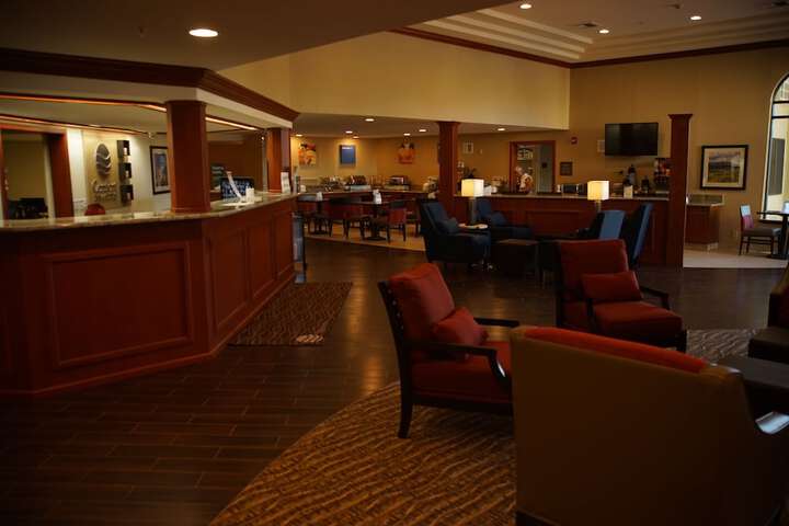 Hotel Interior 9 of 28