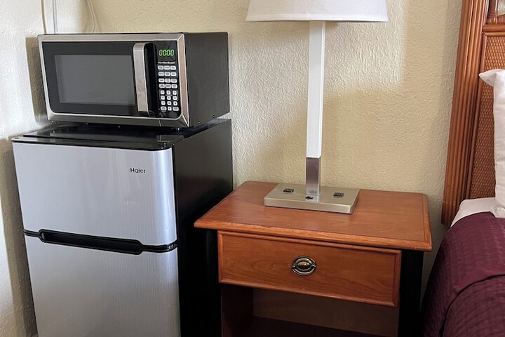 Room 17 of 29