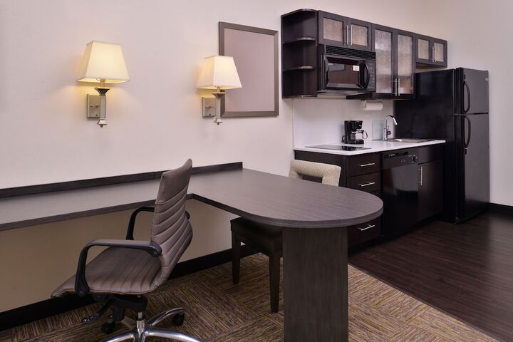 Room 25 of 61