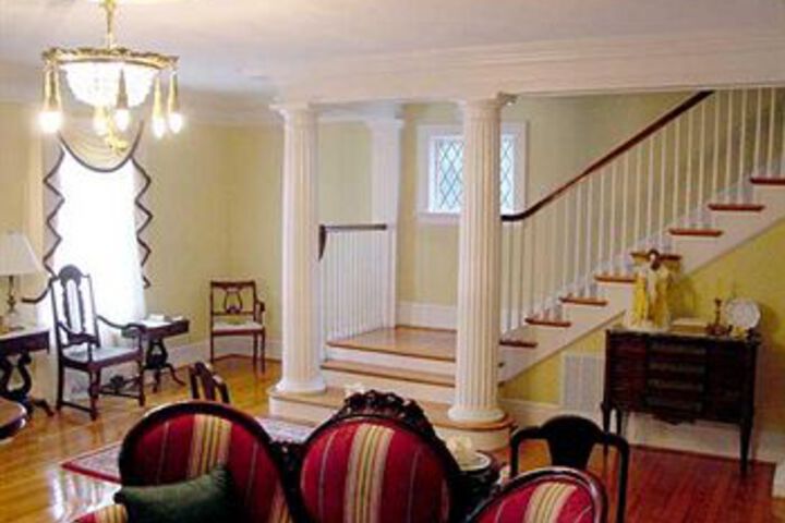 Fuquay Mineral Spring Inn & Garden