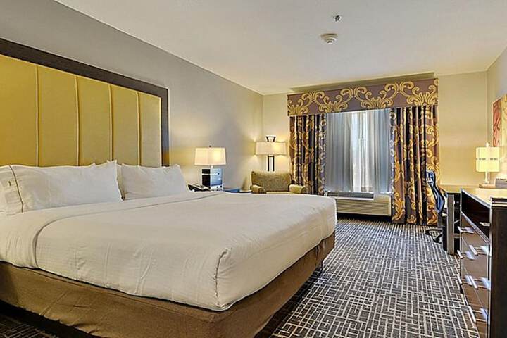 Room 5 of 21