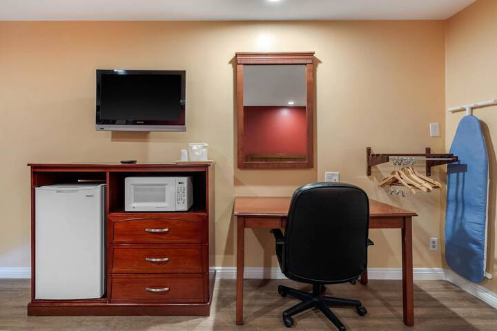 Room 29 of 32