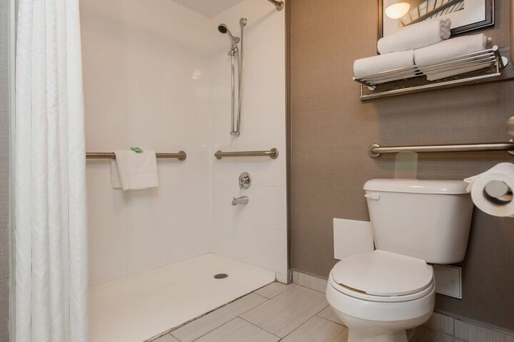 Room 54 of 117