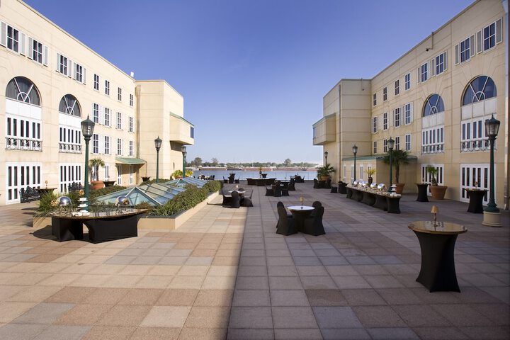 Hilton New Orleans Riverside