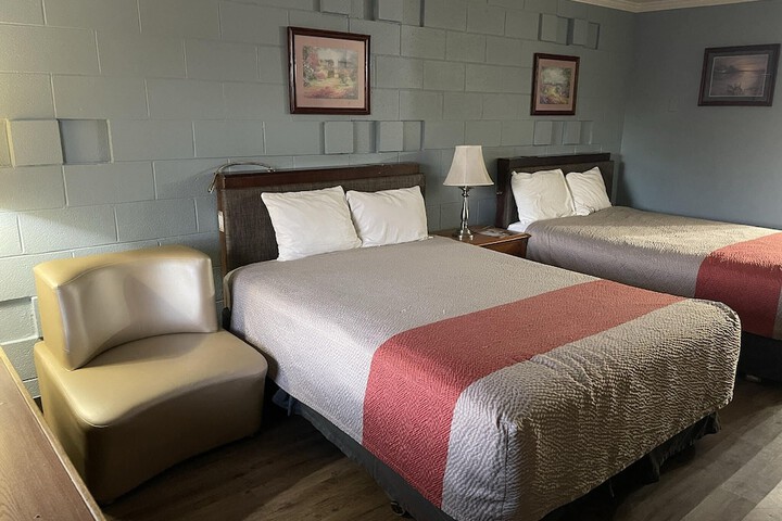 Safari Motel