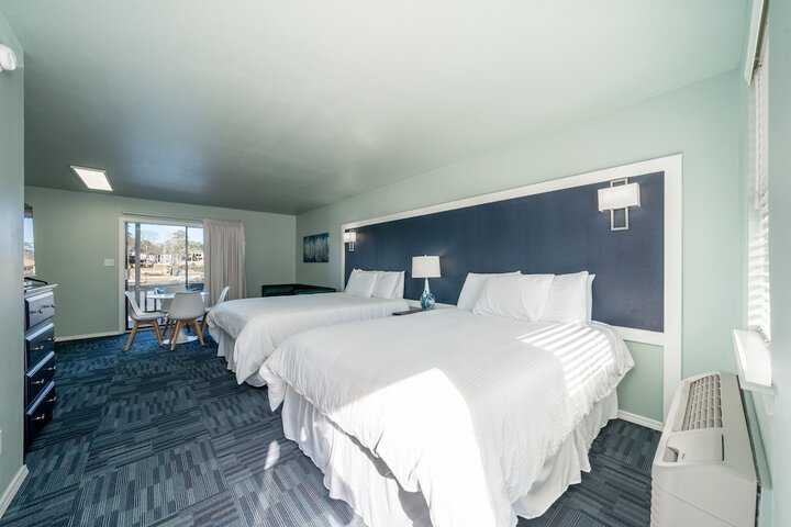 The Hamilton - Lakefront & Studio Suites Hot Springs