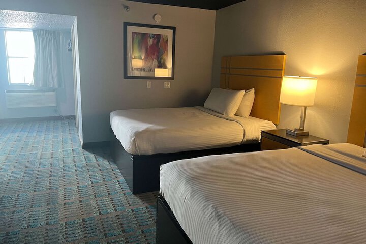 Room 12 of 24