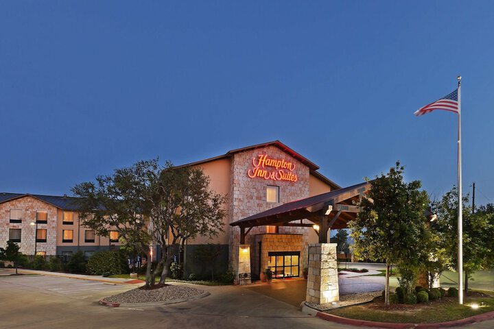 Hampton Inn & Suites Austin - Lakeway