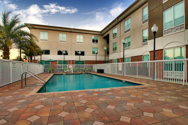 Pool 8 of 61