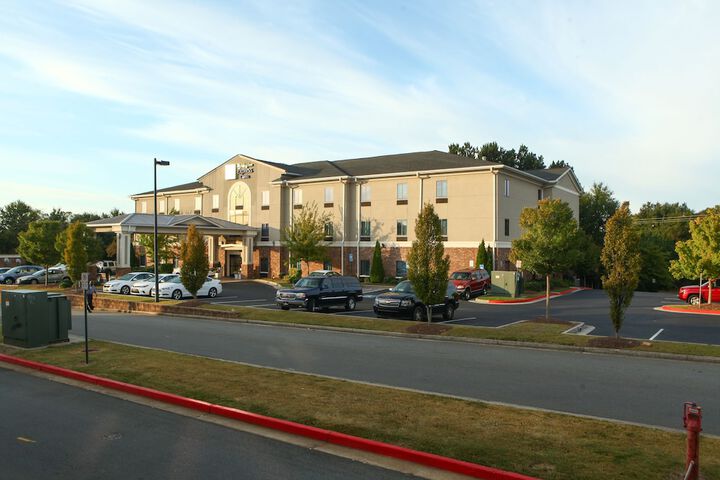Hotel 8 of 49