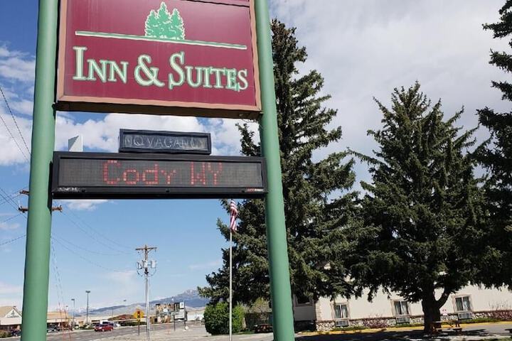 Cody Legacy Inn & Suites