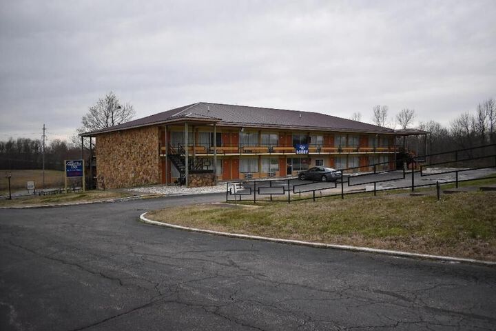 Hotel 2 of 25