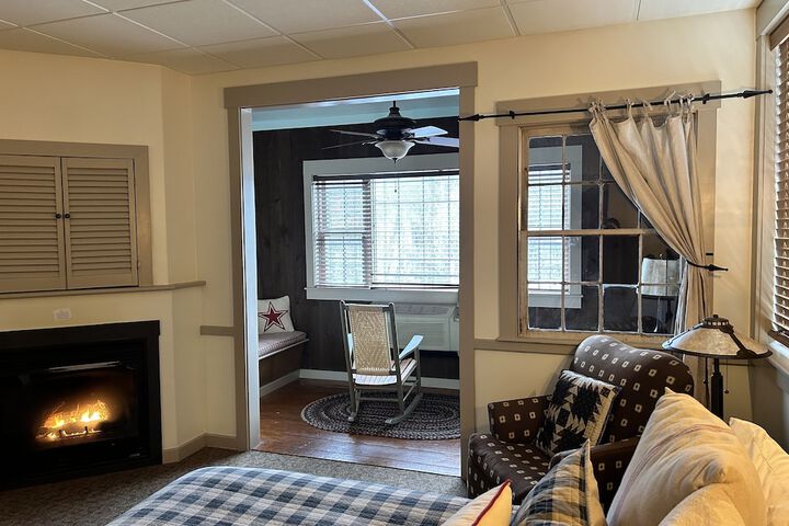 Room 83 of 260