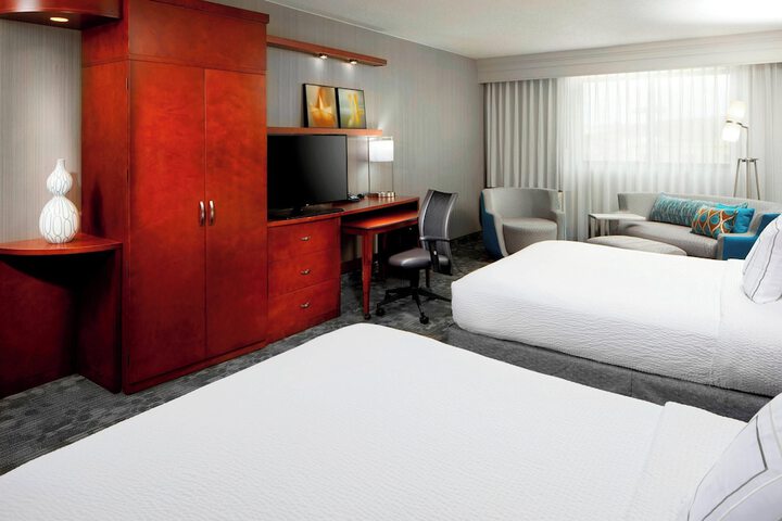 Room 22 of 32