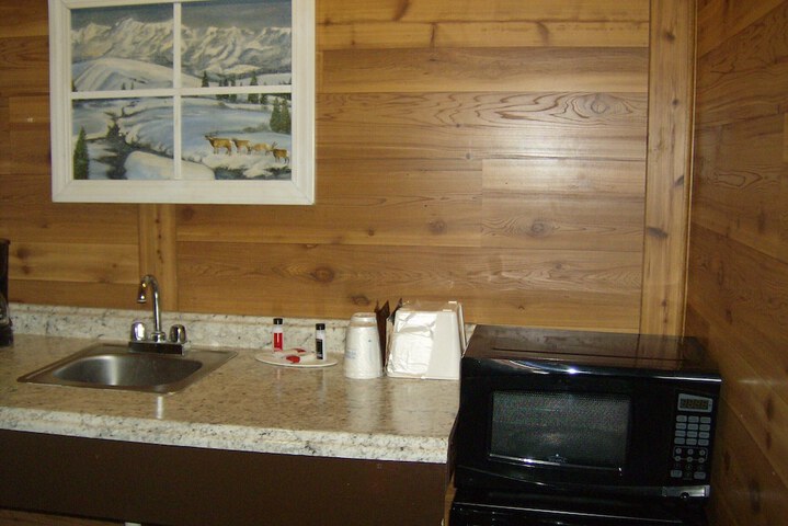 Room 19 of 38