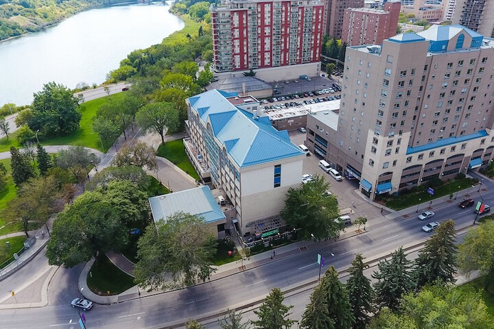 Park Town Hotel