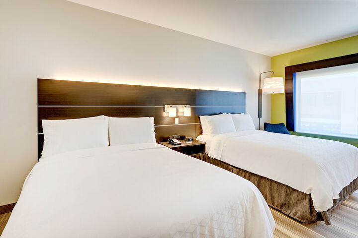 Room 32 of 78