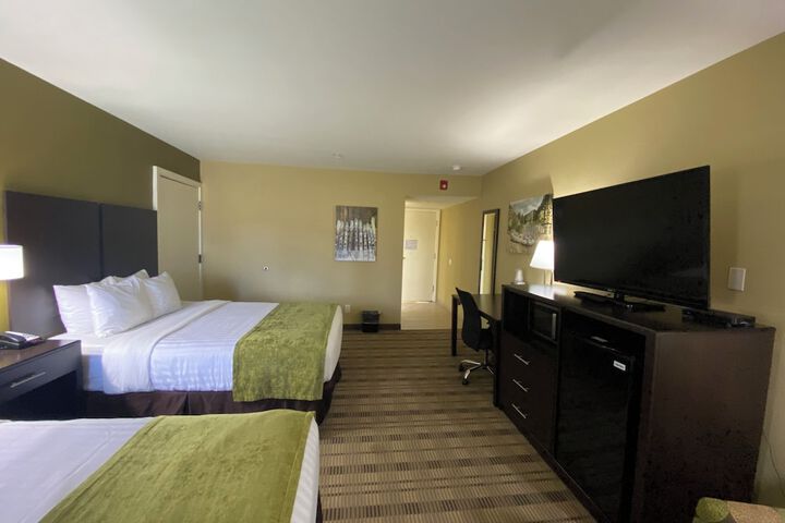 Room 30 of 38