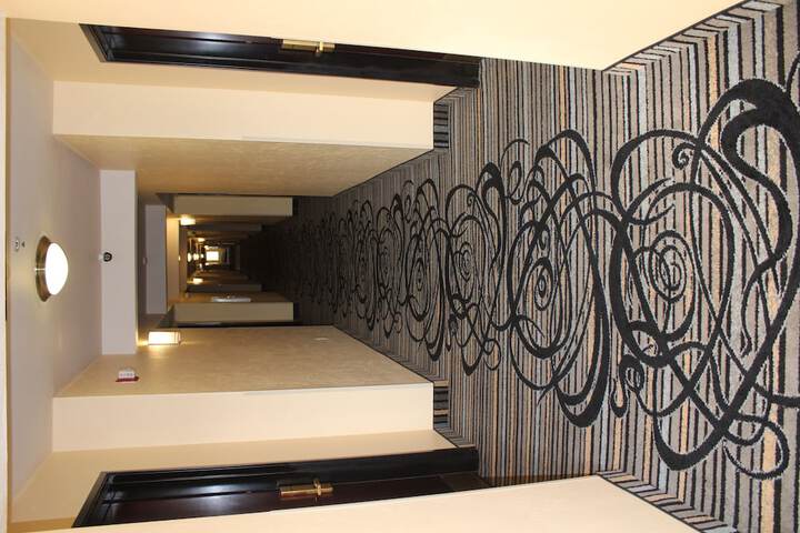 Ballroom/Hall 50 of 52
