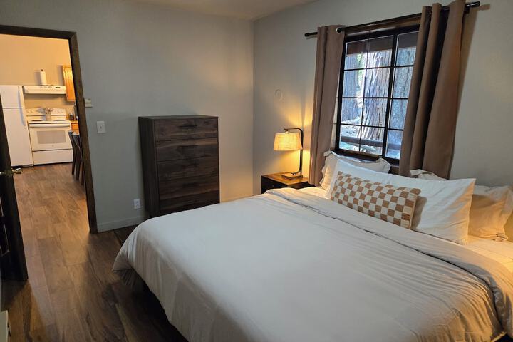 Yuba River Inn