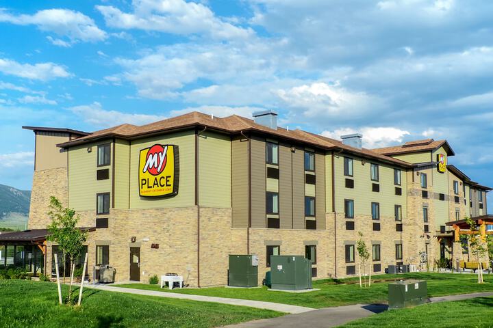Hotel 4 of 52