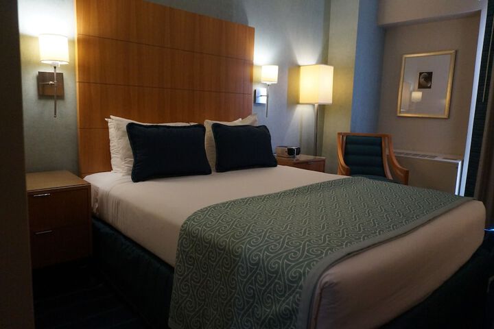 Room 21 of 84