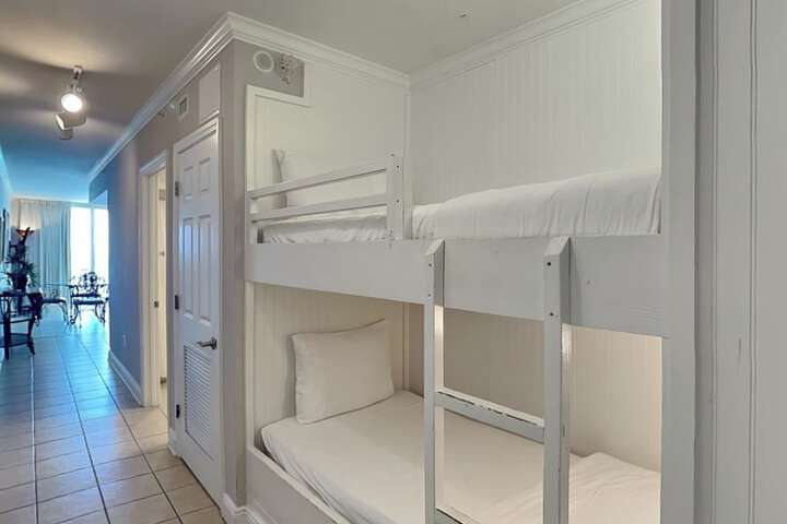 Room 192 of 394