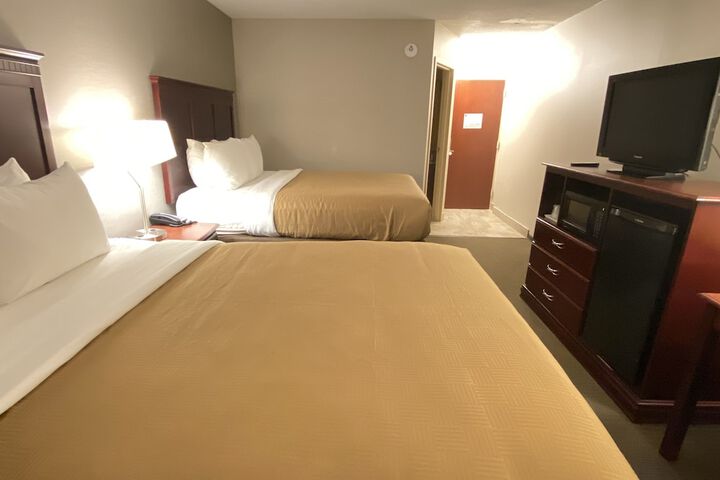 Room 52 of 82